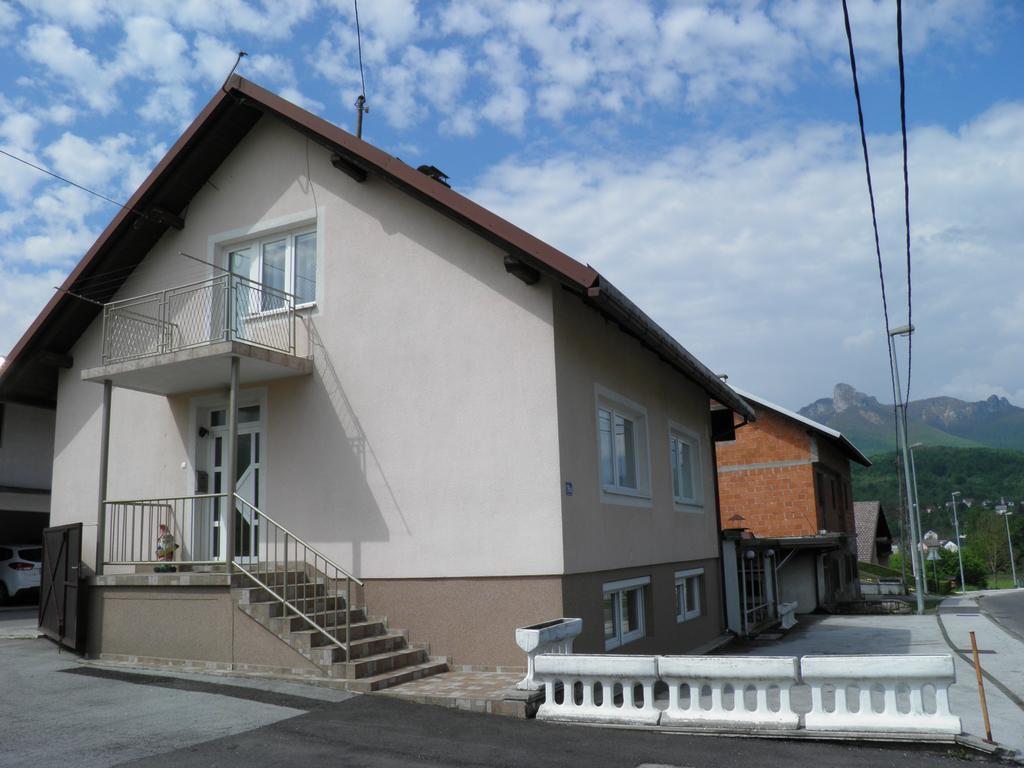 Apartman Marko Ogulin Luaran gambar