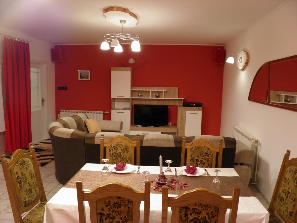 Apartman Marko Ogulin Luaran gambar