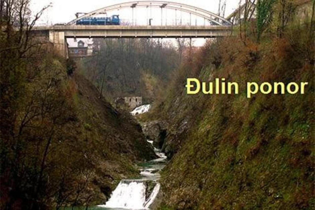 Apartman Marko Ogulin Luaran gambar